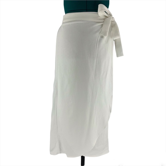Lole Dresses & Skirts - Lole Pearse Curved Hem Wrap Skirt, Small